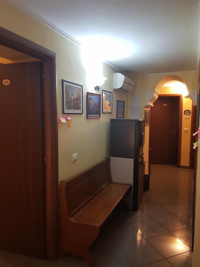로마 비앤비 루디 센터 B&B 외부 사진