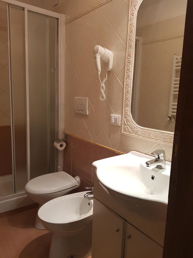 로마 비앤비 루디 센터 B&B 외부 사진